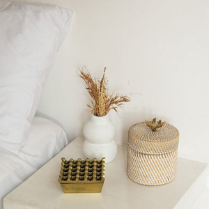 
                  
                    Load image into Gallery viewer, Rattan Round Box With Knob Lid White
                  
                